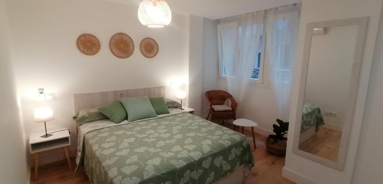 El Palo Cosy, 200 M From The Beach Apartment Малага Екстериор снимка