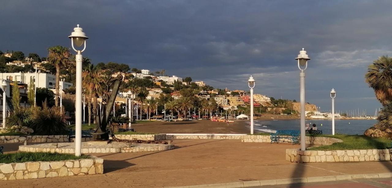 El Palo Cosy, 200 M From The Beach Apartment Малага Екстериор снимка