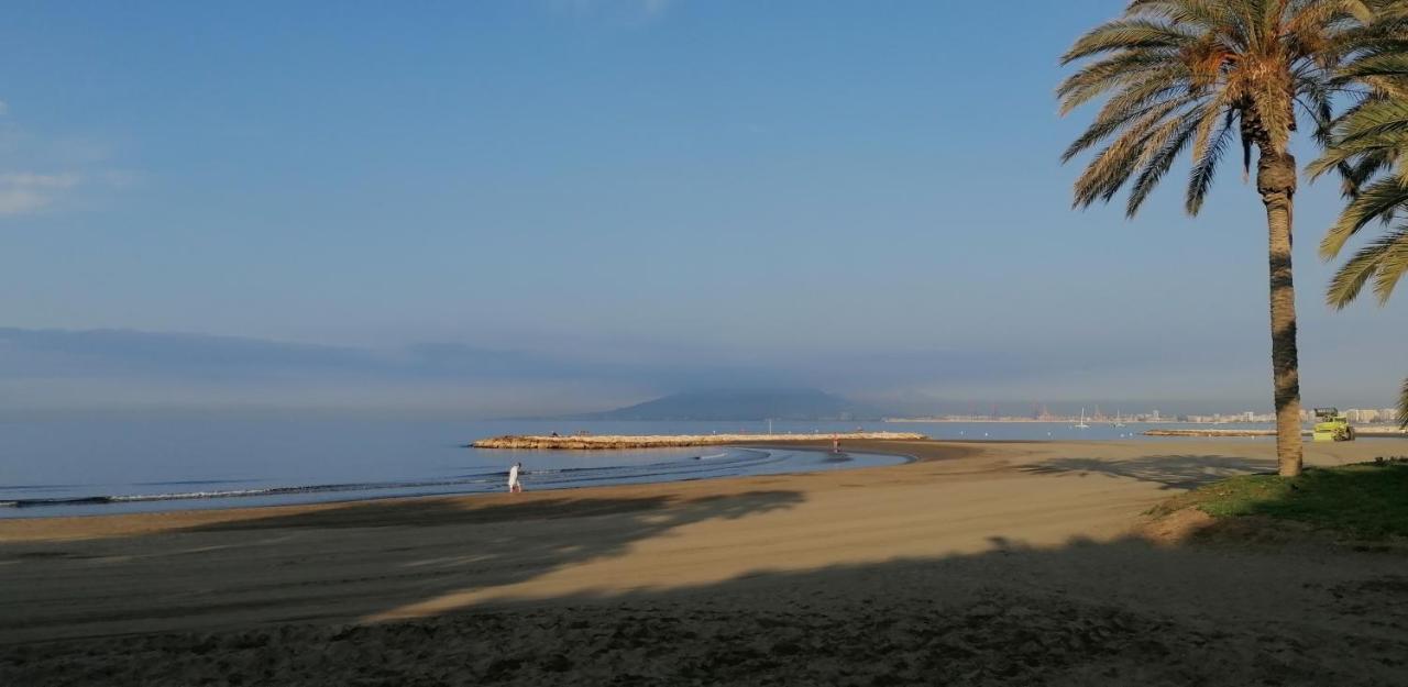 El Palo Cosy, 200 M From The Beach Apartment Малага Екстериор снимка