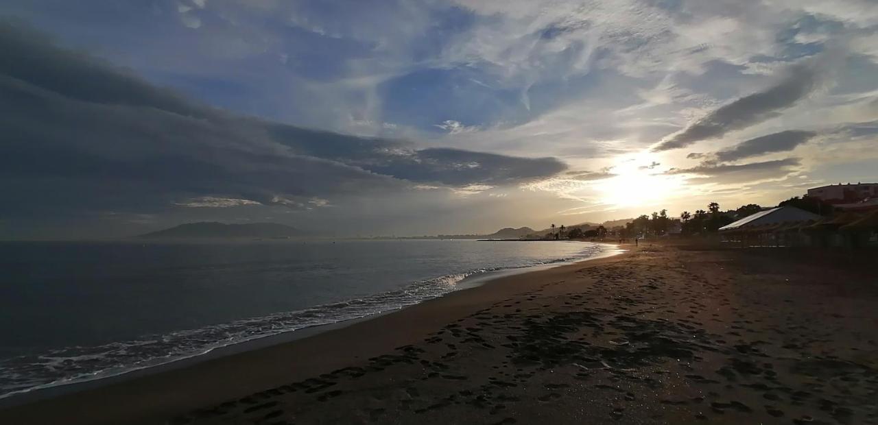El Palo Cosy, 200 M From The Beach Apartment Малага Екстериор снимка